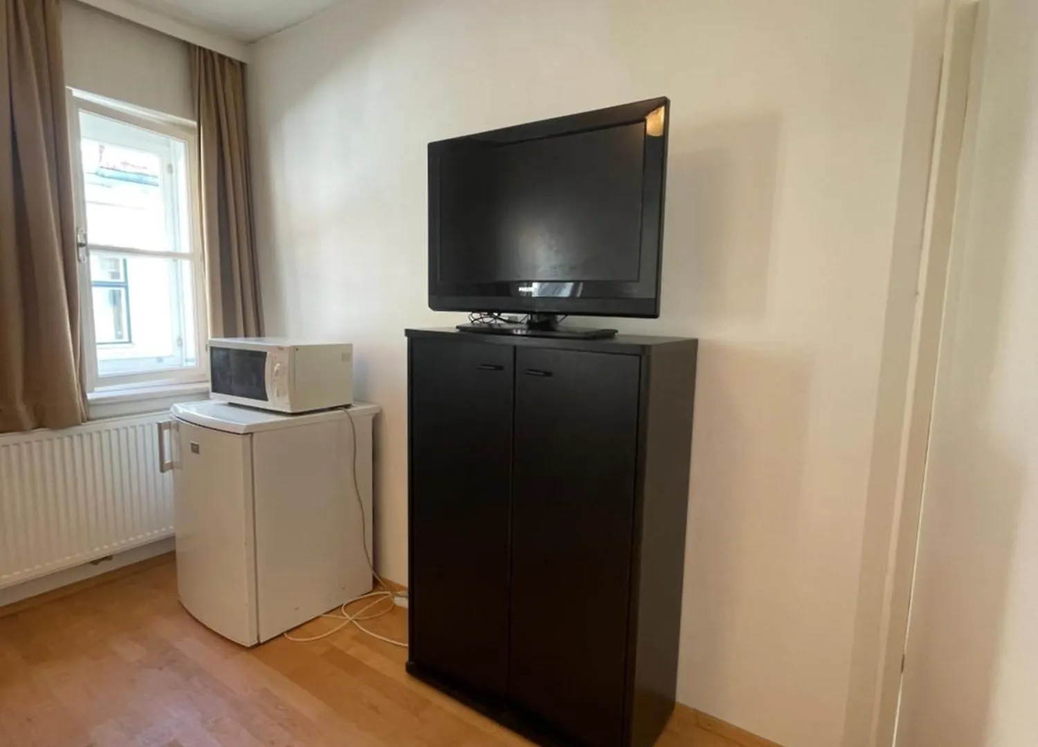 Zum Shambhala Hotel Vienna 0*,  Austria